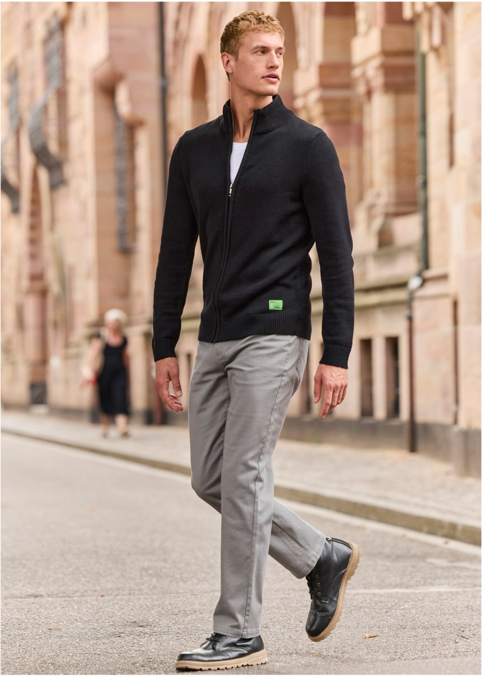 Gilet en maille col montant en matières recyclées
