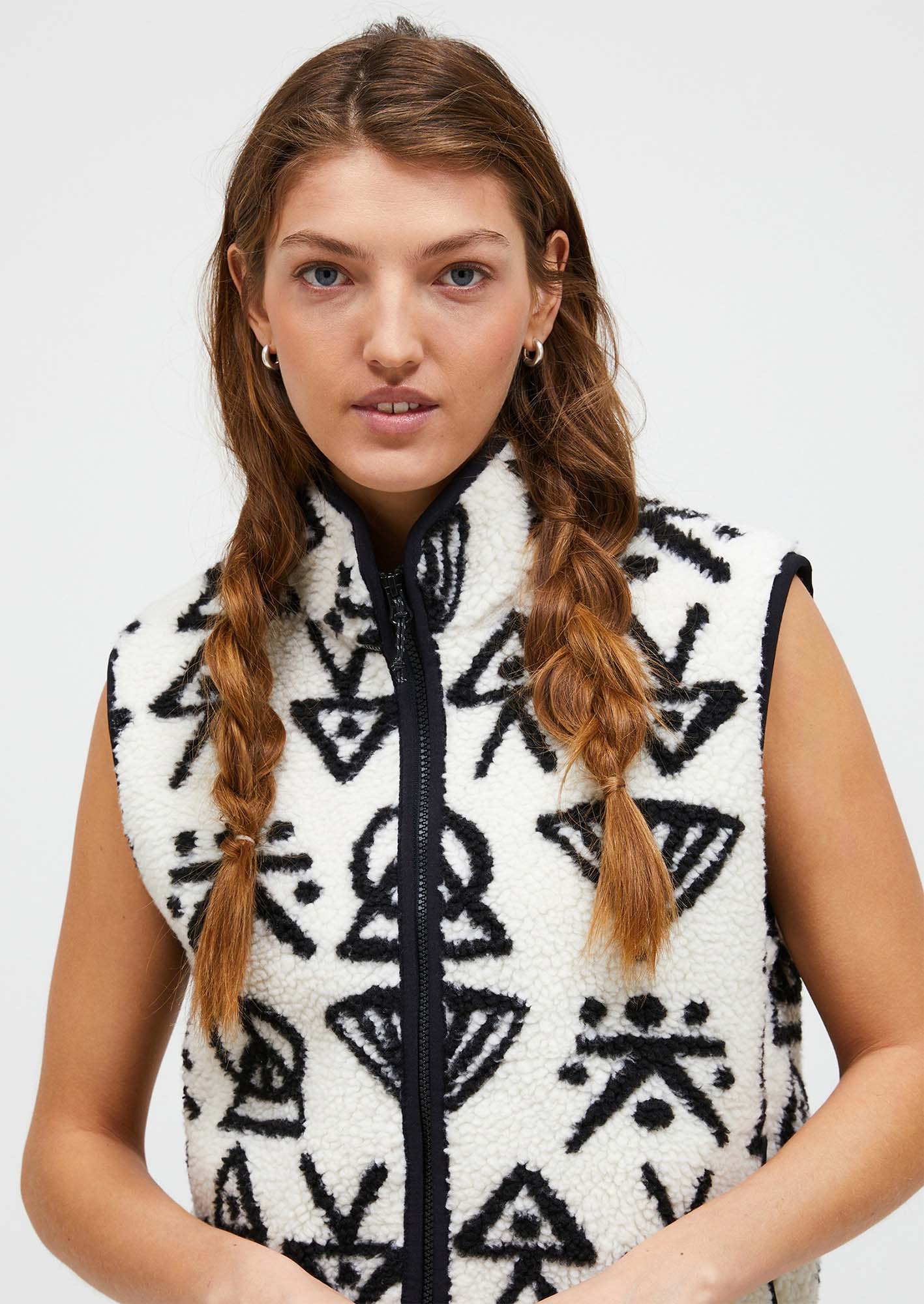 Graphic Pile Vest Dame Offwhite