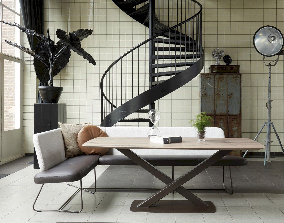 Bert Plantagie Table Talk Eettafel