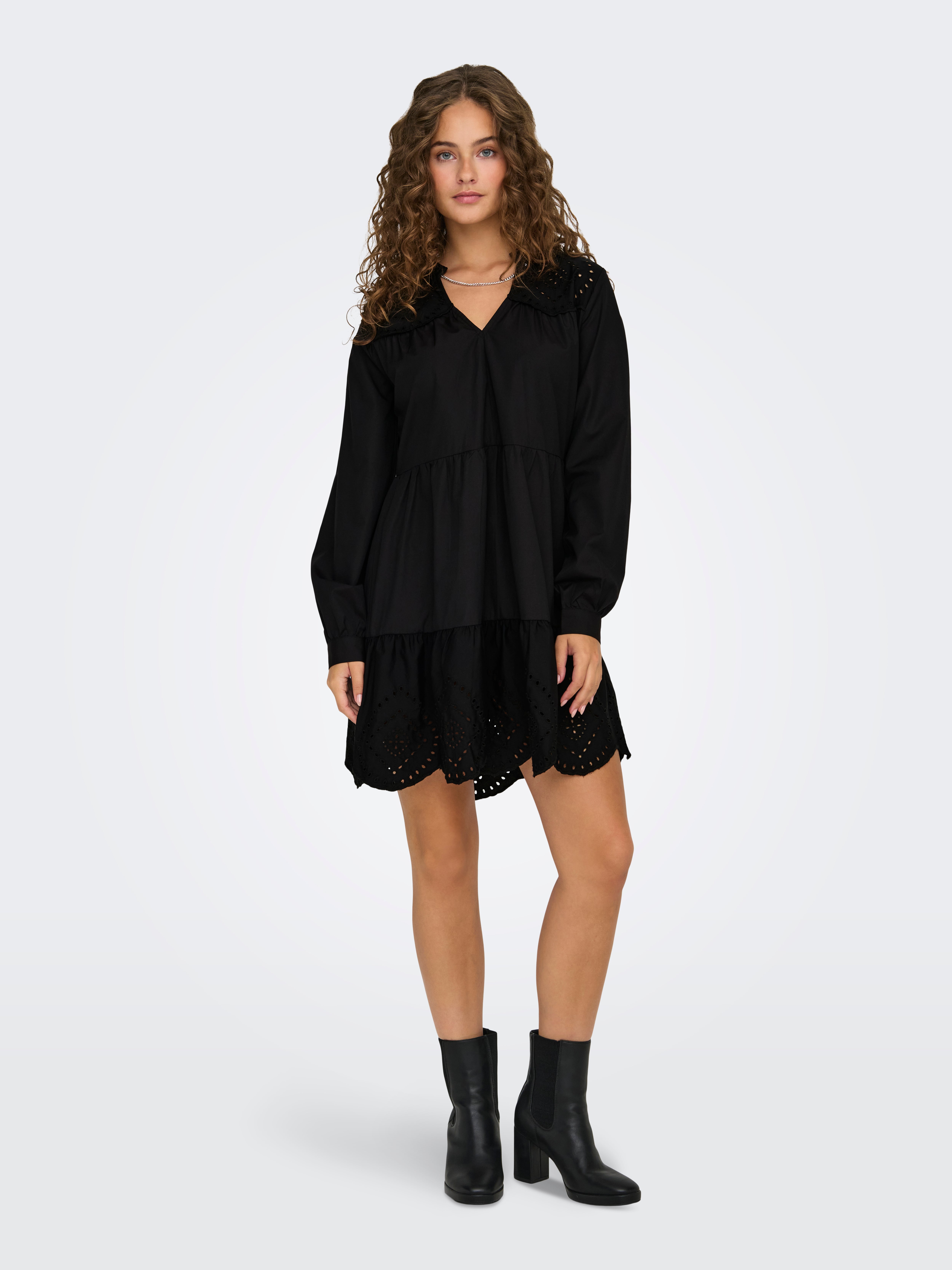 ONLOLIVIA Kurzes Kleid Black