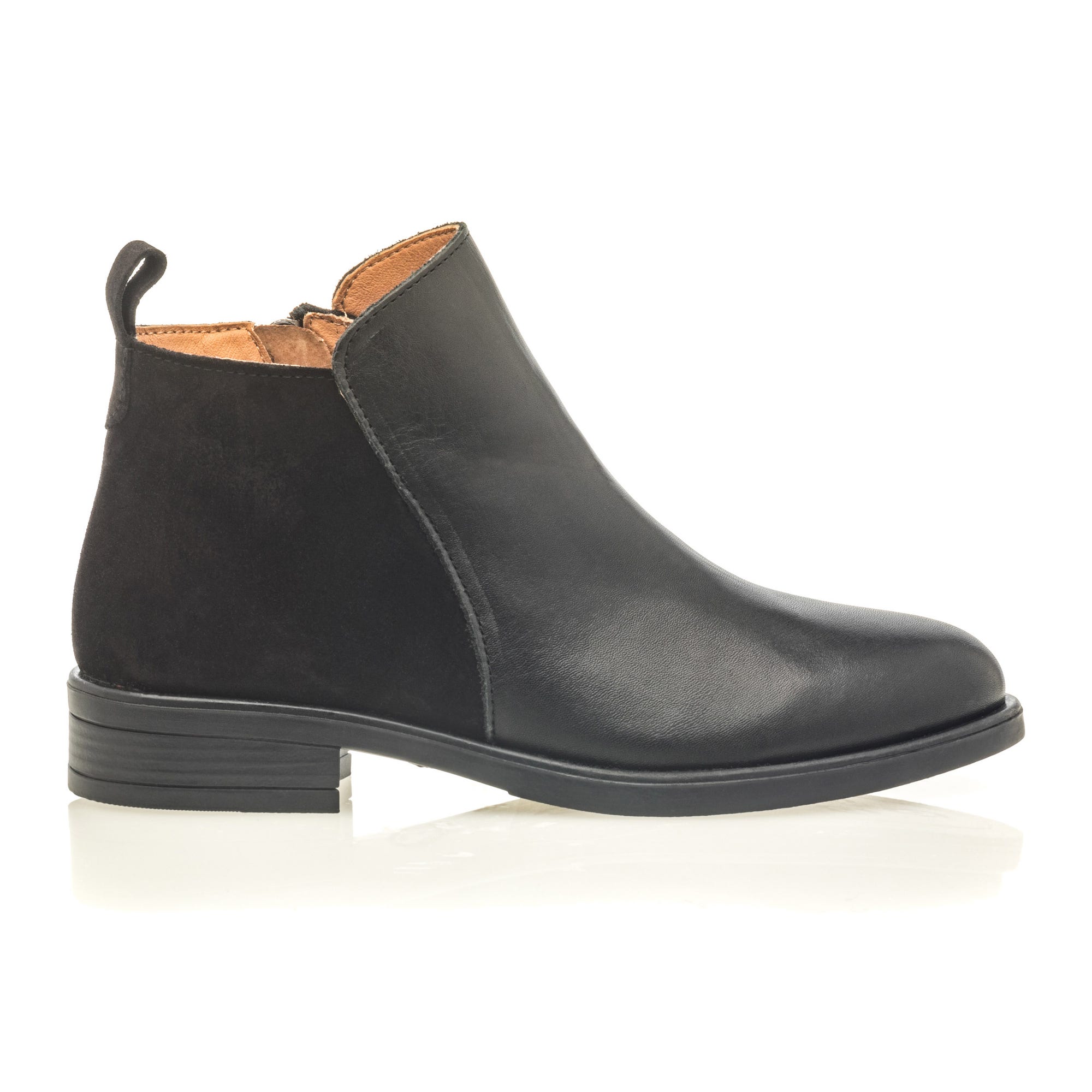 Bottines Femme en cuir noir