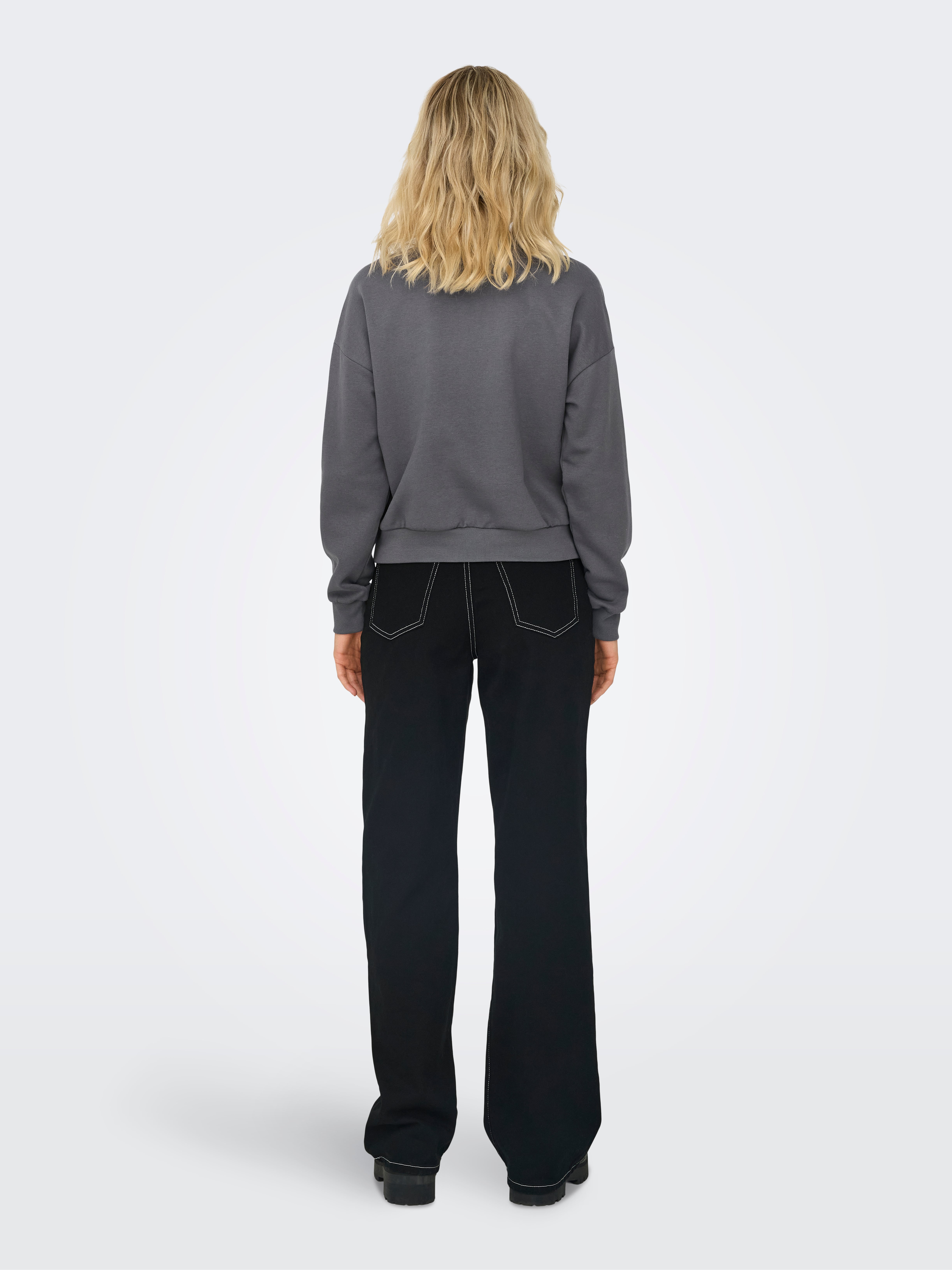 ONLSOFIE Sweatshirt Magnet