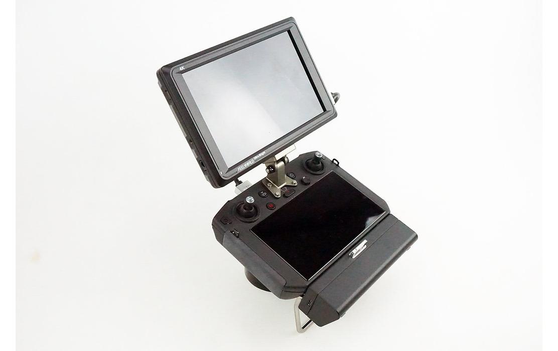 Monitorhalterung SC PRO Enterprise zu M300 SmartcontrollerMonitor Halterung für den DJI Matrice 300 Smartcontroller