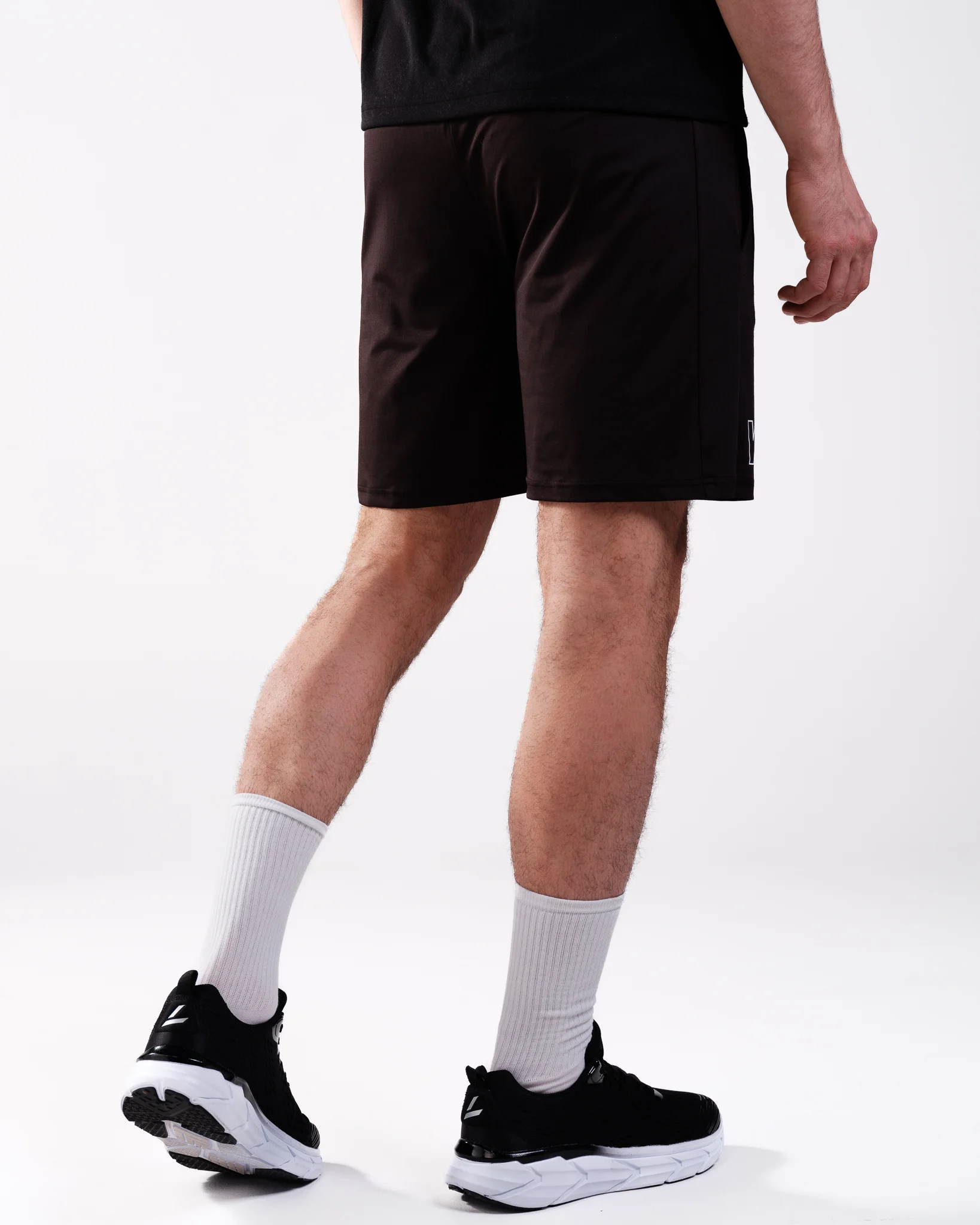 AWARE Shorts Black