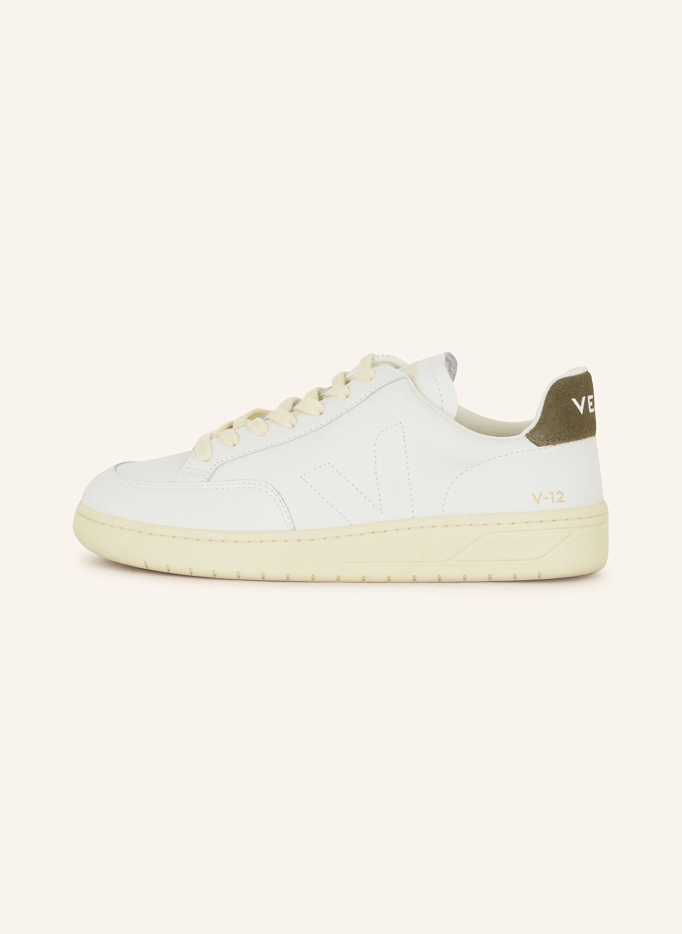 VEJA Sneaker V-12