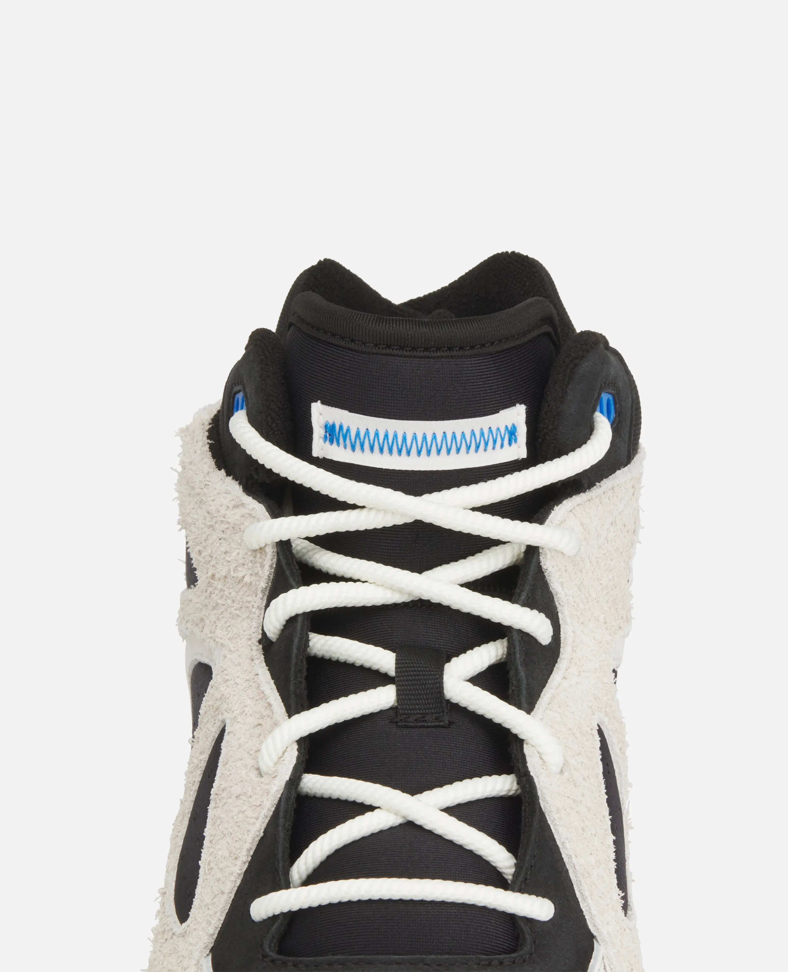 Adidas x Bad Bunny BadBo 1.0 (OWHITE/CBLACK/GUM3)