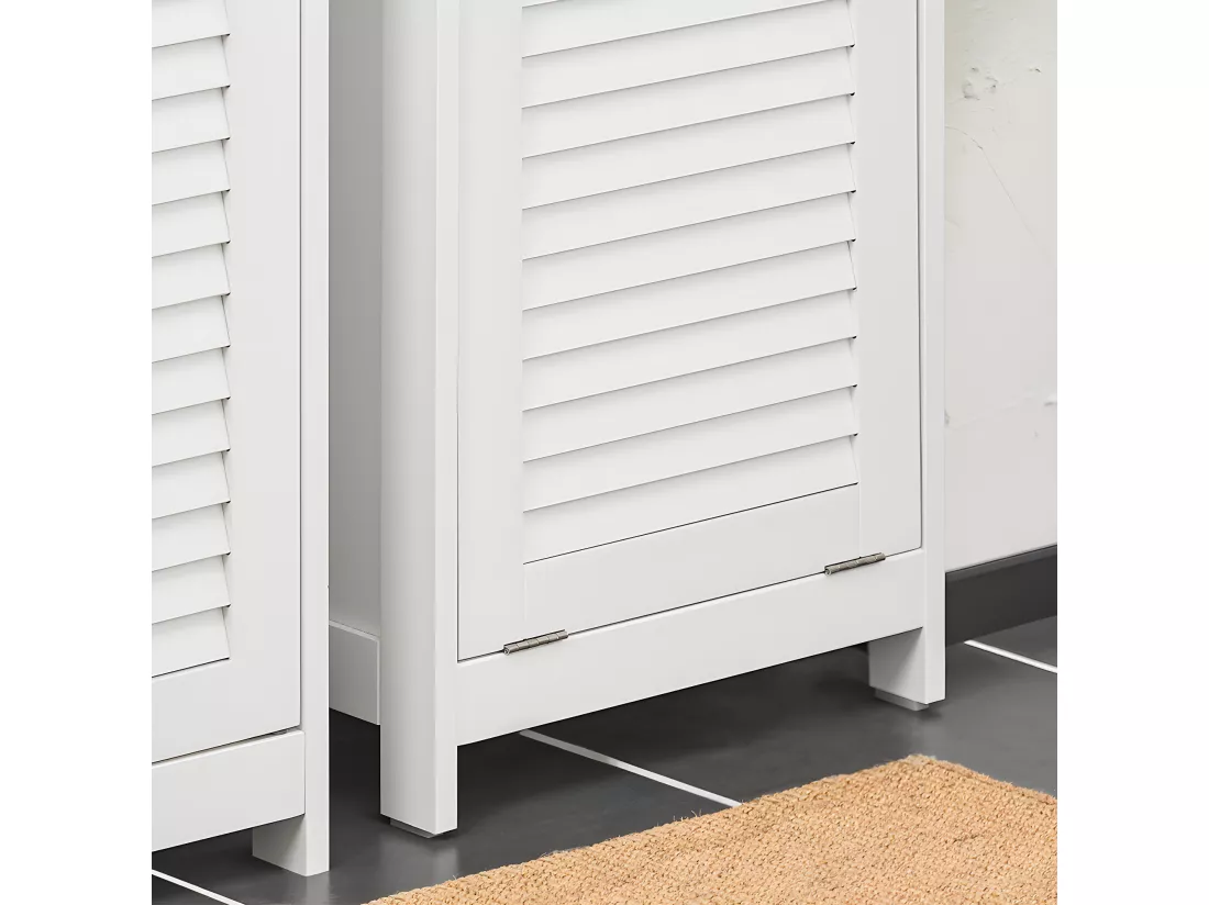 SoBuy Meuble Colonne de Salle de Bain, Placard Armoire Toilette Haute, Meuble de Salle de Bain, Meuble de Rangement avec 1 Porte, 1 Tiroir et 1 Panier à Linge Amovible, 40x38x170cm, BZR124-W