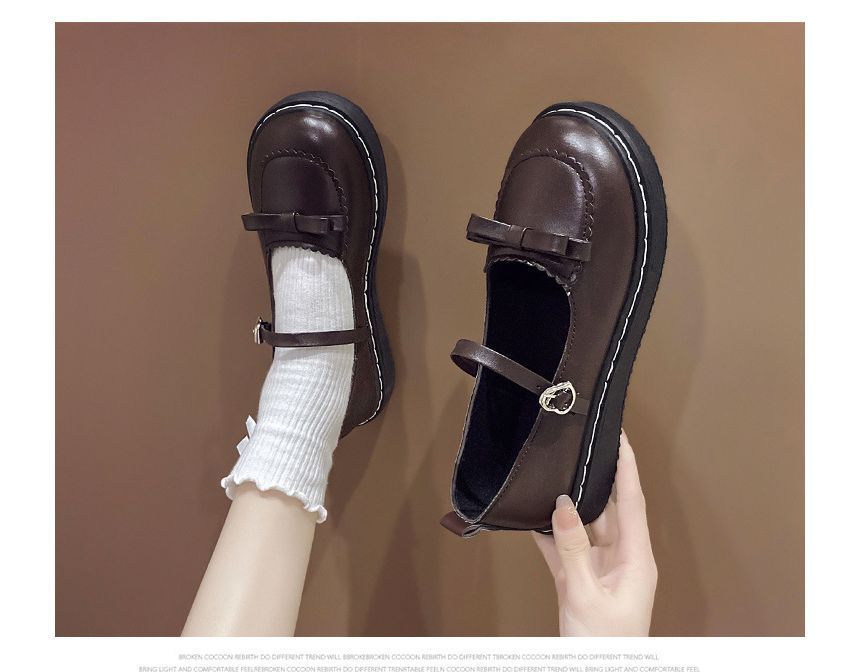 Terute - Mary Jane-schoenen met strikaccent