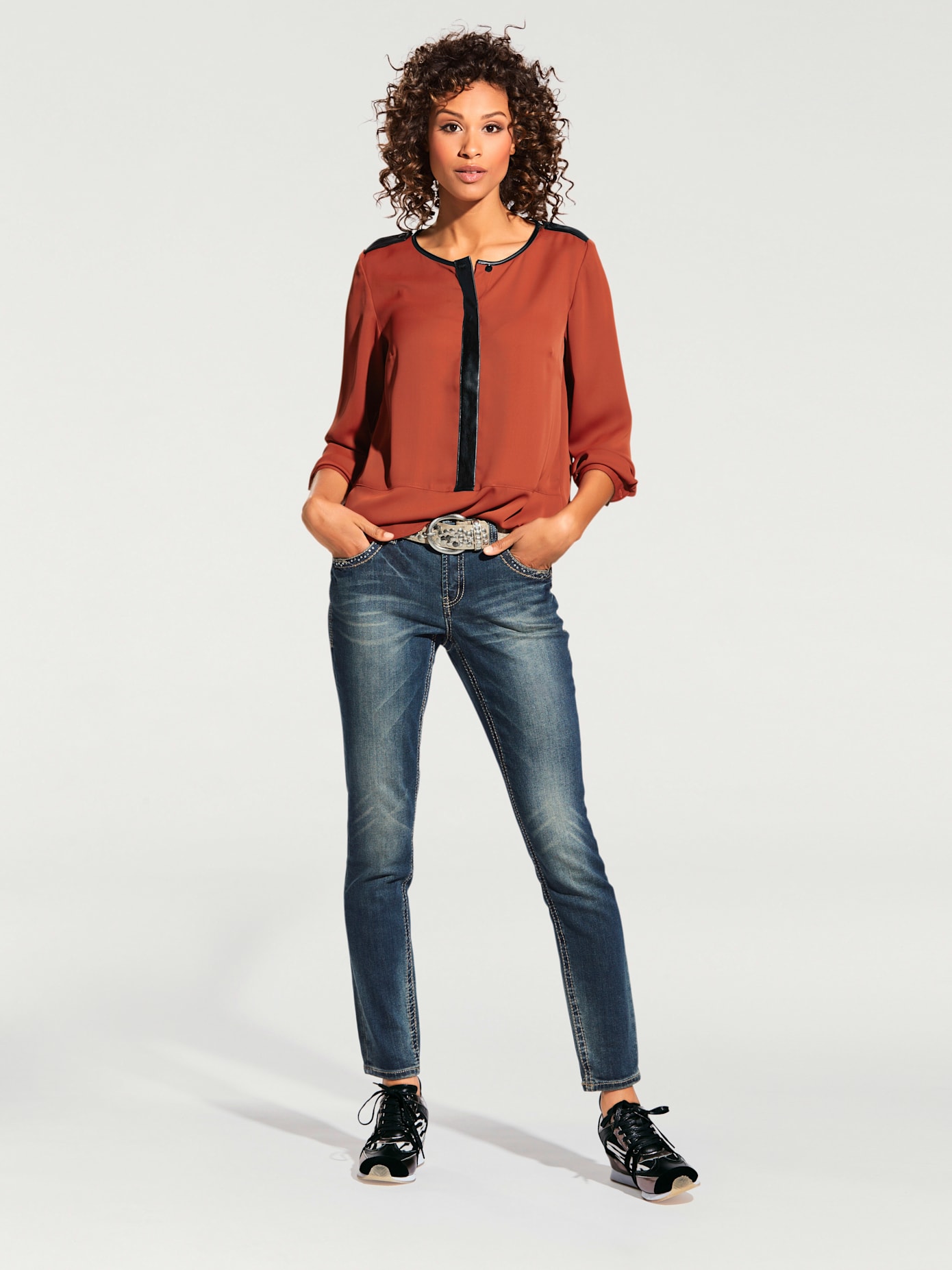 Jeans effet ventre plat coupe skinny
