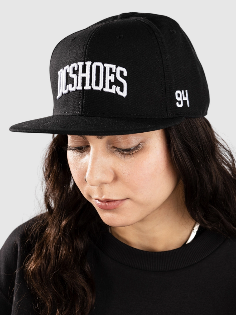 DC Semi-Pro Snapback Cap black