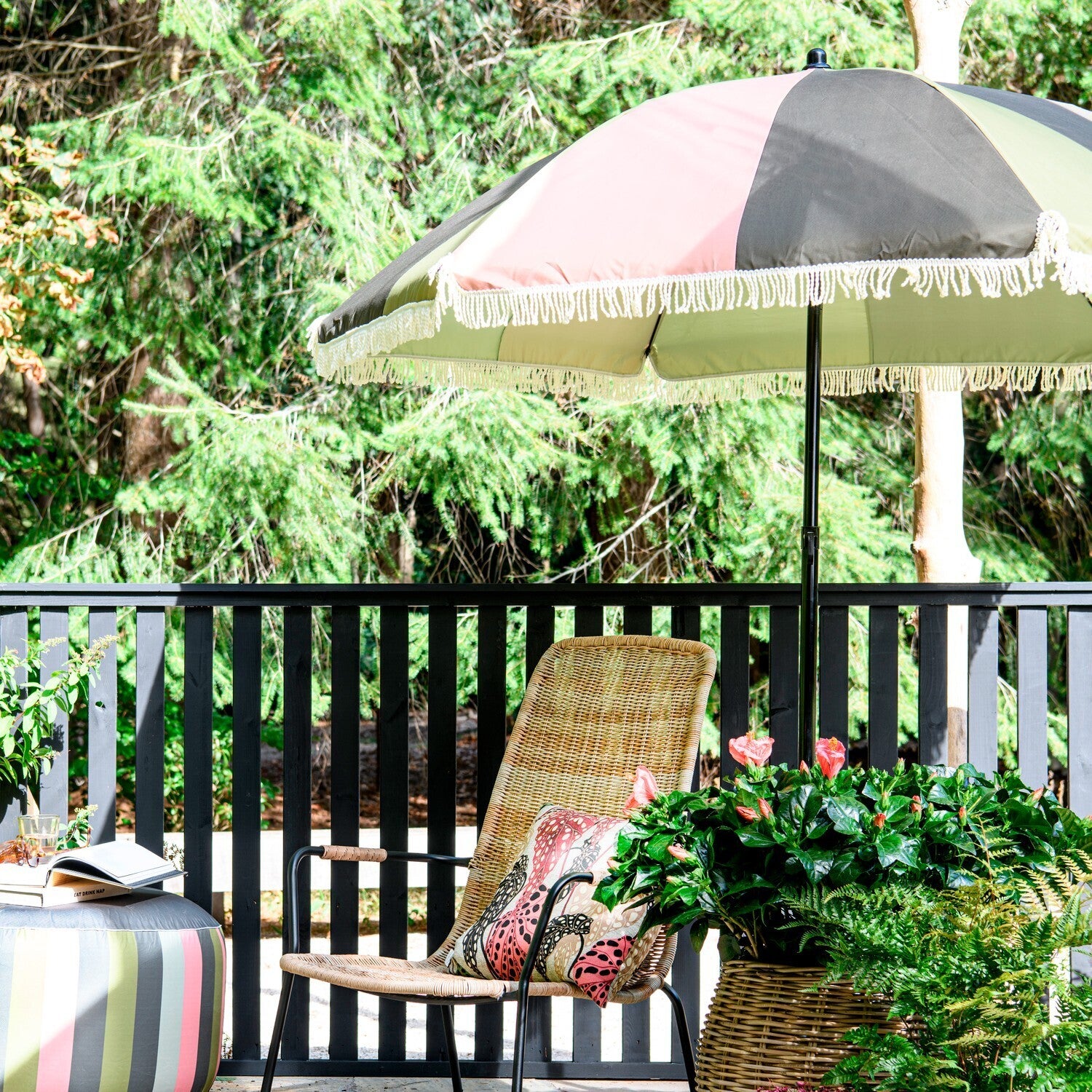 In the Mood Collection parasol Rissy groen 30+UV D 220 cm