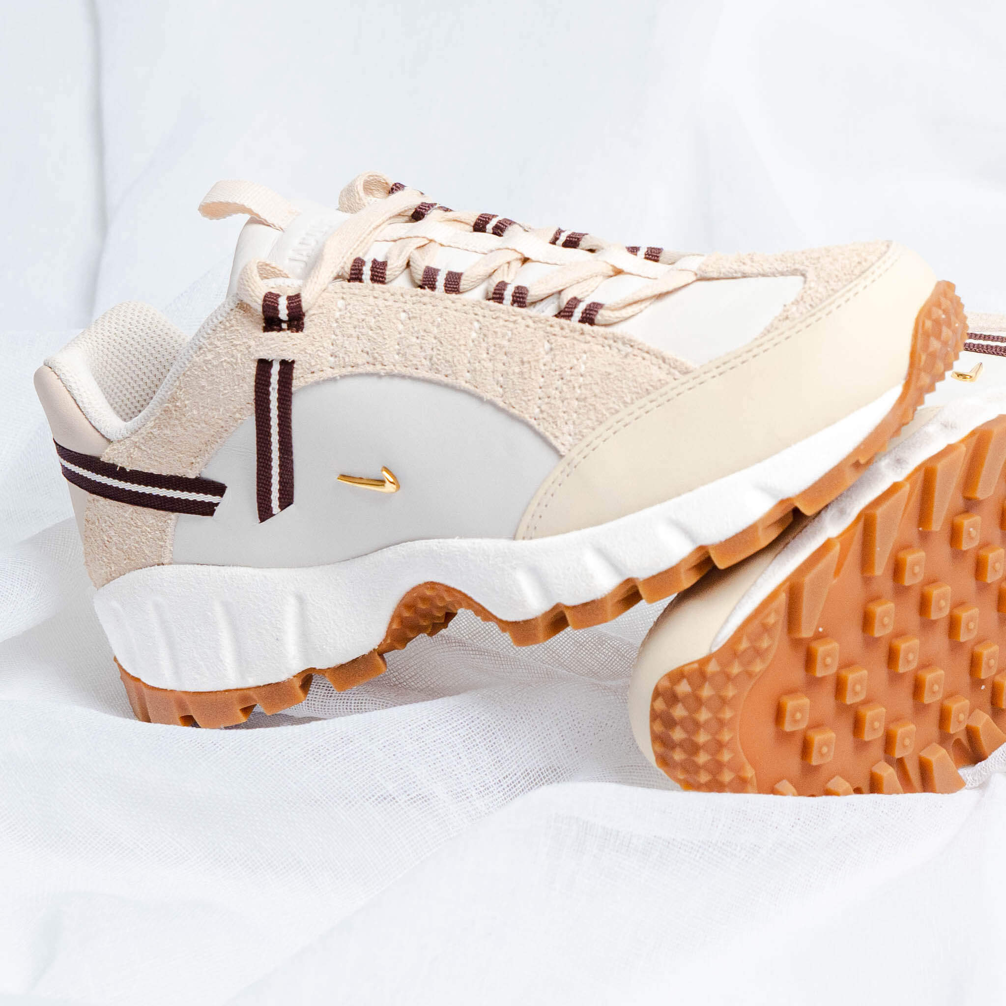Nike Air Humara LX Jacquemus Beige - 48h Delivery