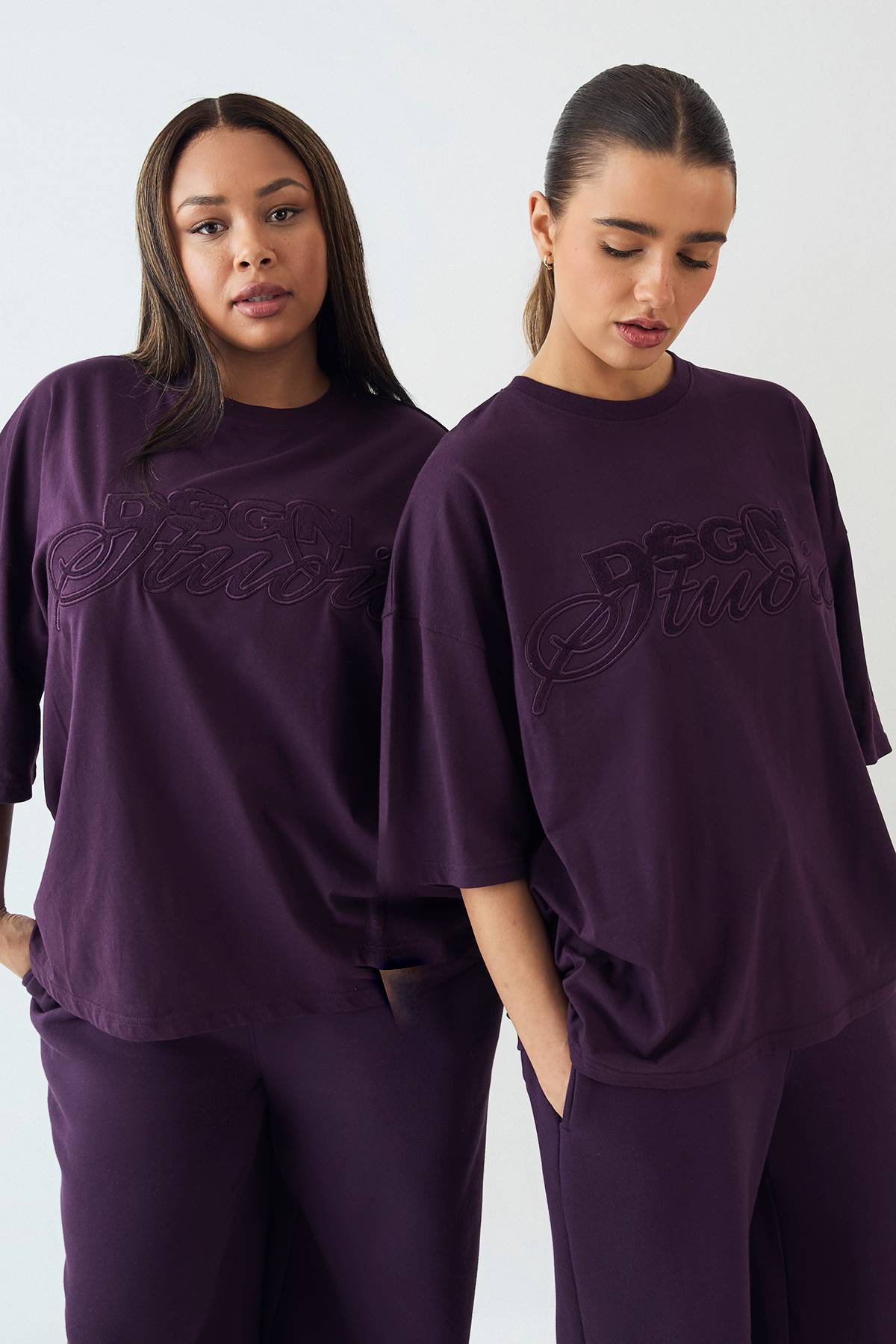 T-Shirt Oversize DSGN Studio avec Appliqué Éponge