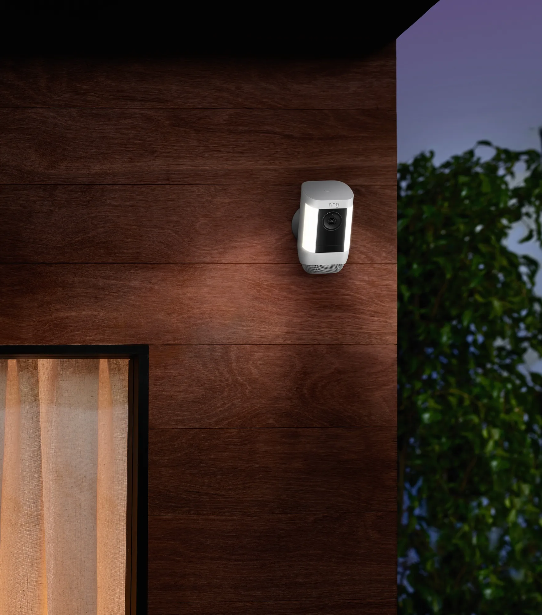 Ring Spotlight Cam Pro Battery Blanc Caméra de surveillance