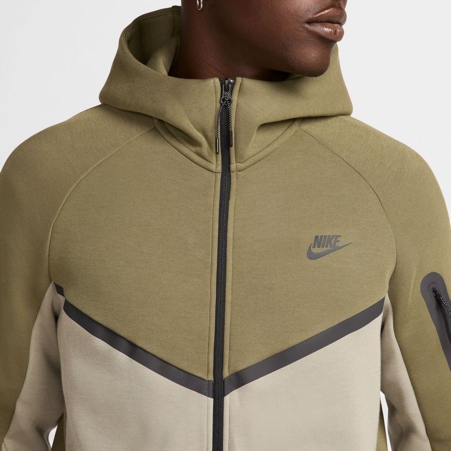 Nike Sweat à Capuche Tech Fleece 24 FZ - Vert/Vert/Noir