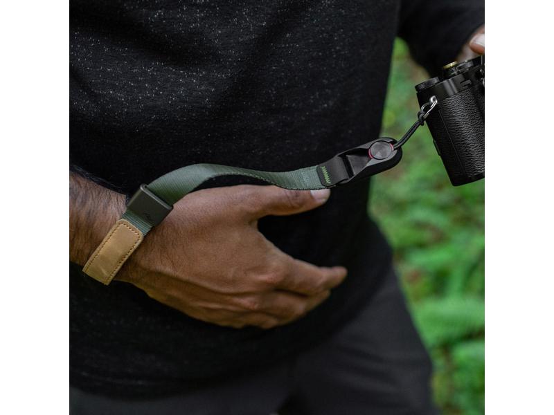 Peak Design Kameragurt Cuff Sage Eleganter und kompakter Handgelenkriemen für unterwegs