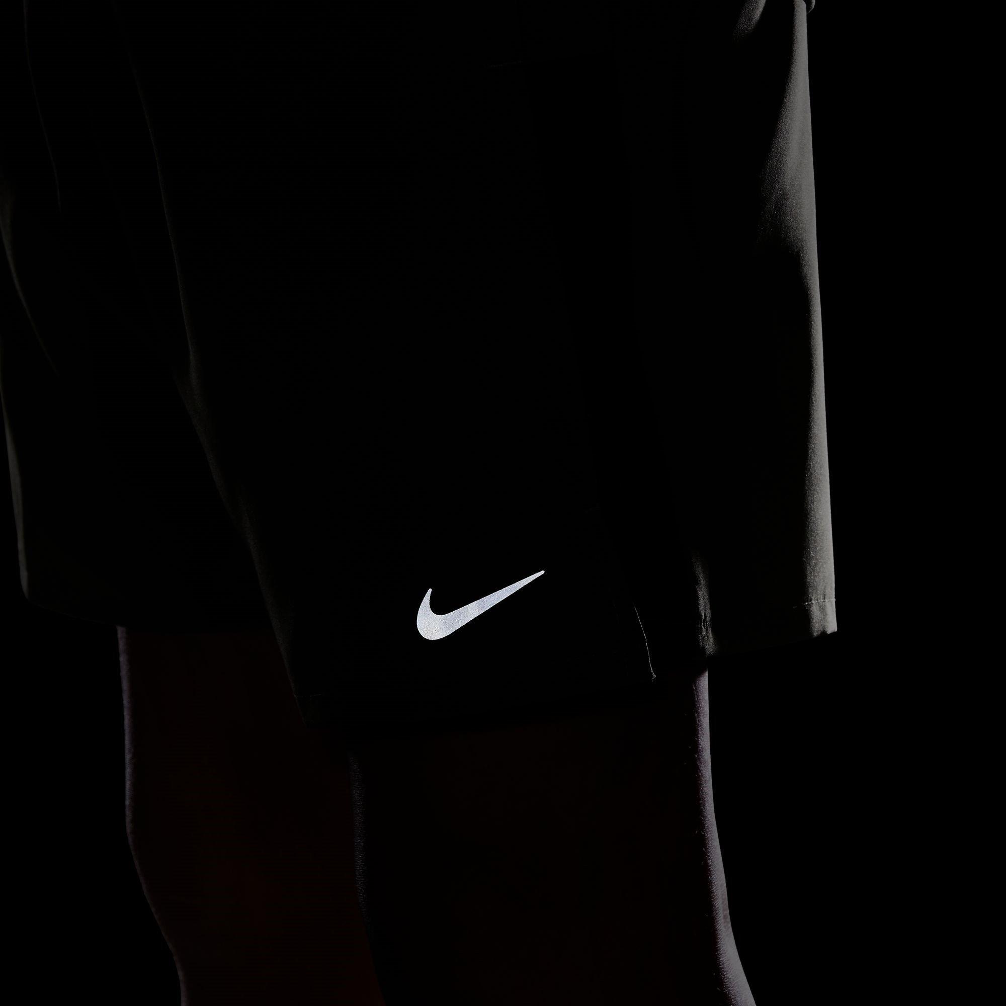 Nike Dri FIT Challenger Big Kids(Boys) Training Shorts
