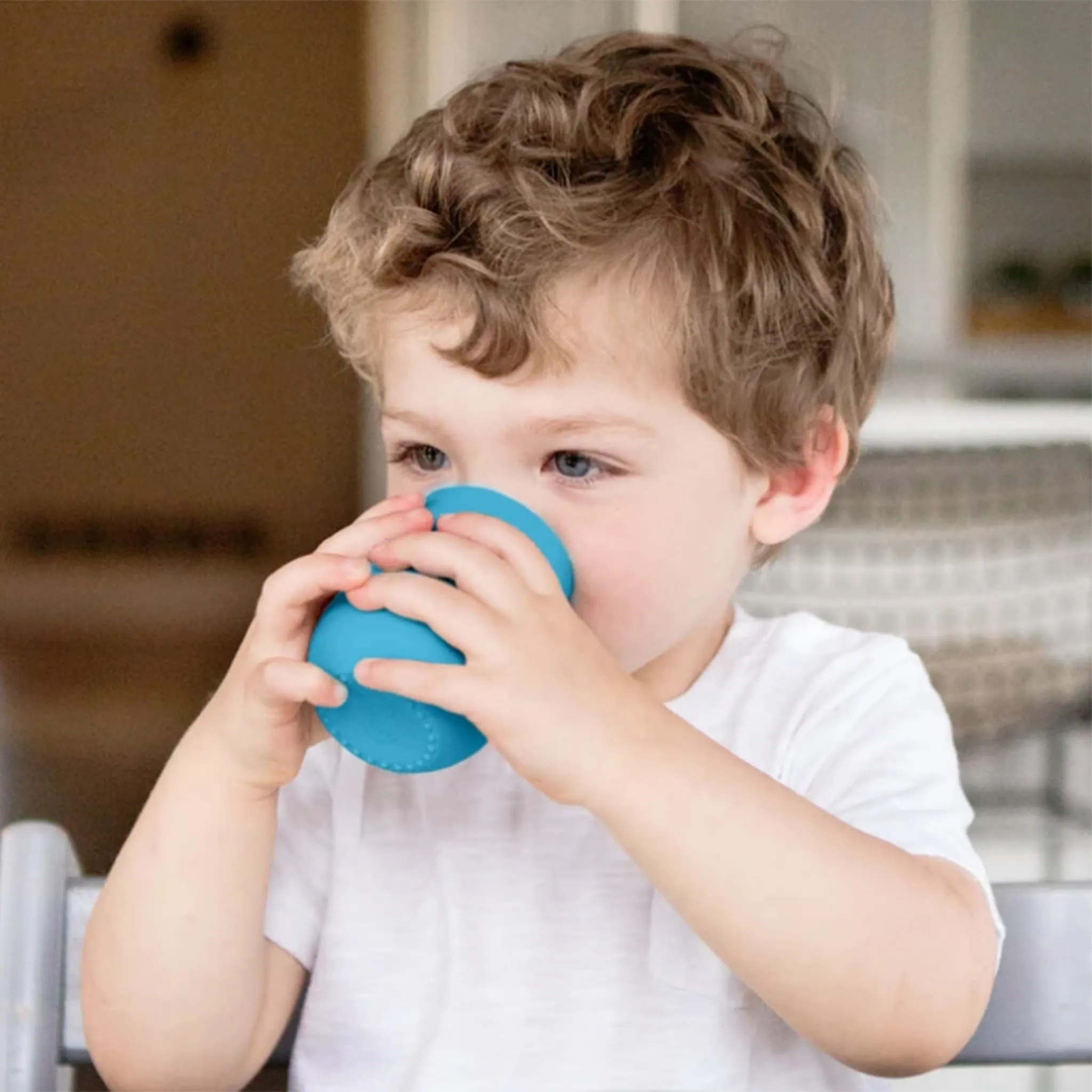 EZ PZ Fun Verre d'Apprentissage en Silicone Tiny Cup - Bleu