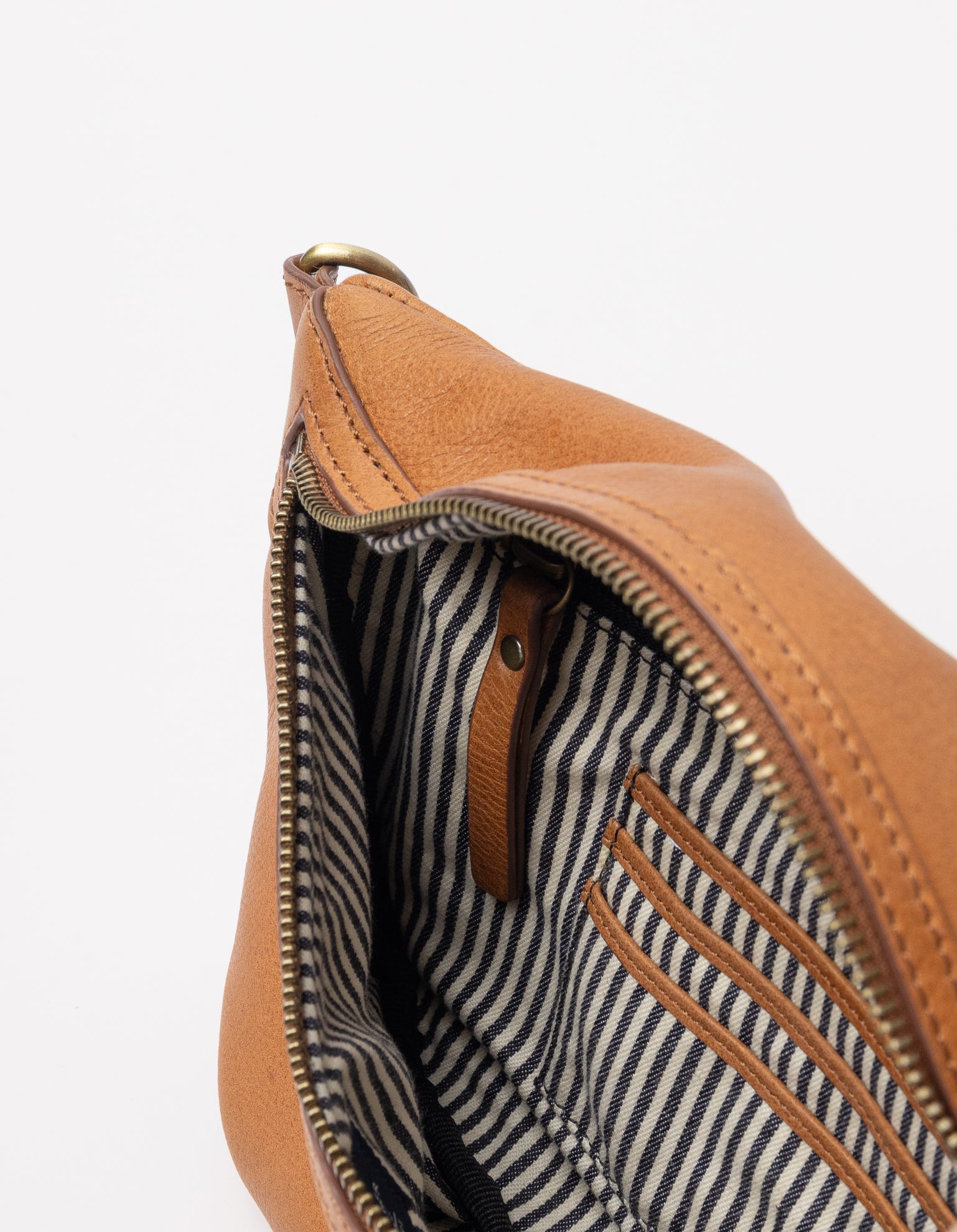 Milo - Wild Oak Soft Grain Leather