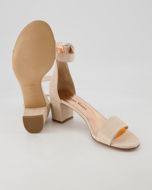 George Watts Cardine 55 Sandalen in Beige