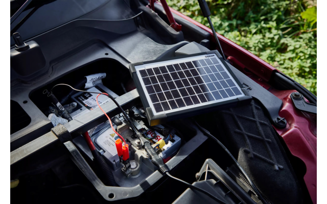 Osram Solarmodul für 12-Volt-Fahrzeuge BatteryChange Solar