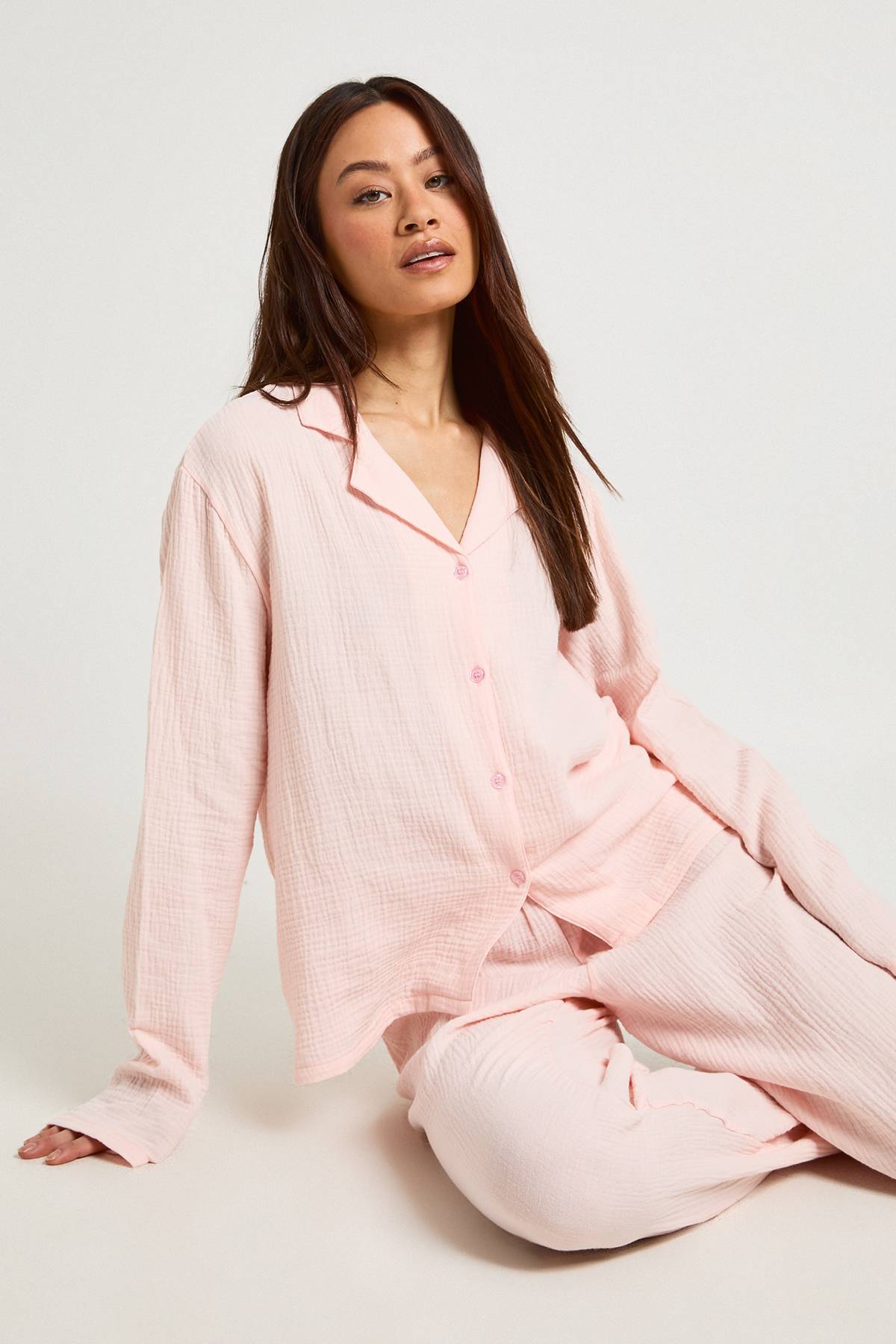 boohoo Ensemble De Pyjama Tall Chemise Et Pantalon En Mousseline À Manches Longues