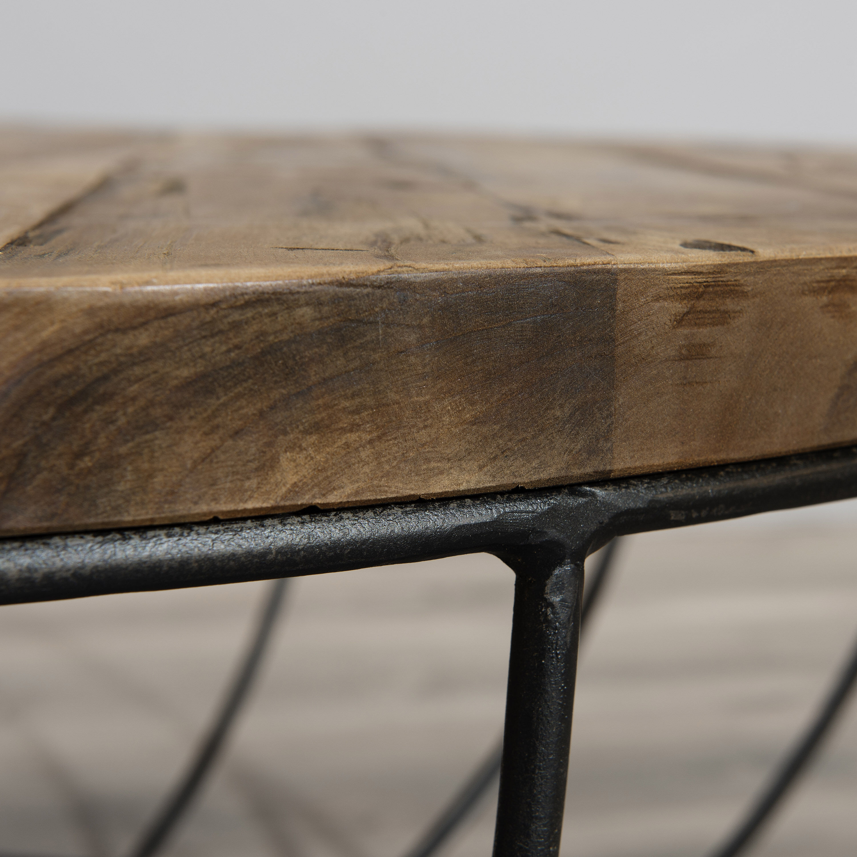 Macabane Table basse Kenzo bois/noir - D.100xH.35 cm