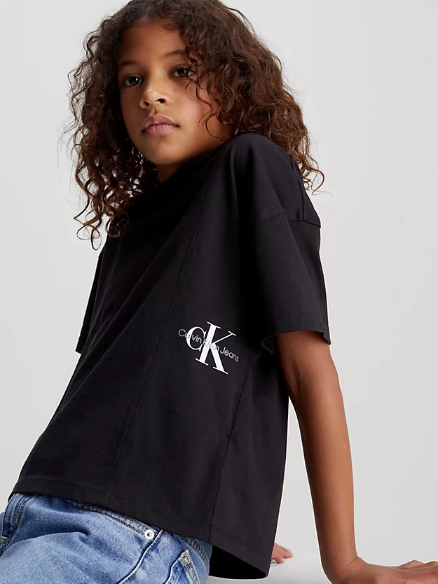 Camiseta com monograma e modelagem relaxada