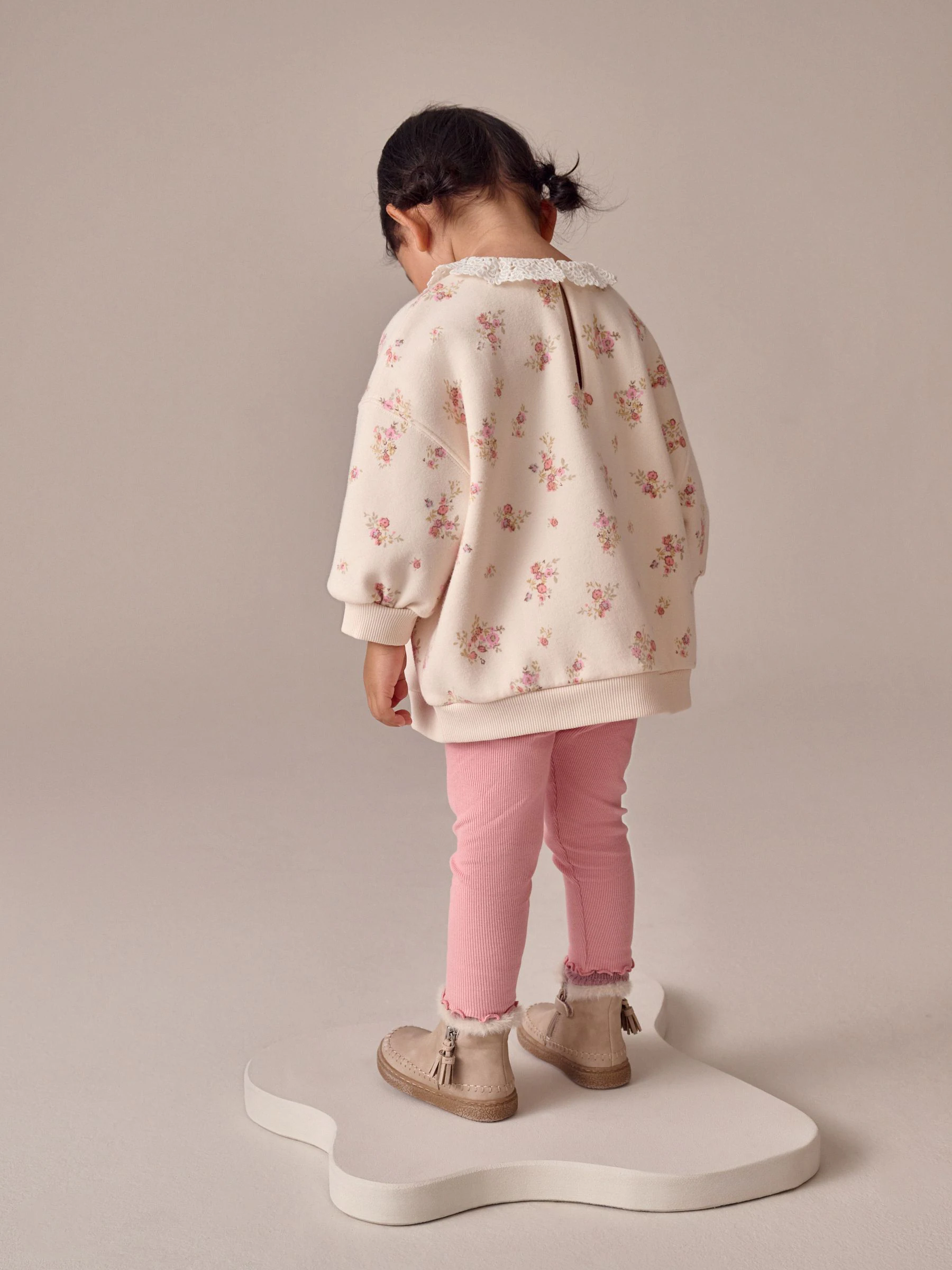Lichtroze met fijne bloemenprint - Set van sweatshirt met kraag en legging (3mnd-7jr)