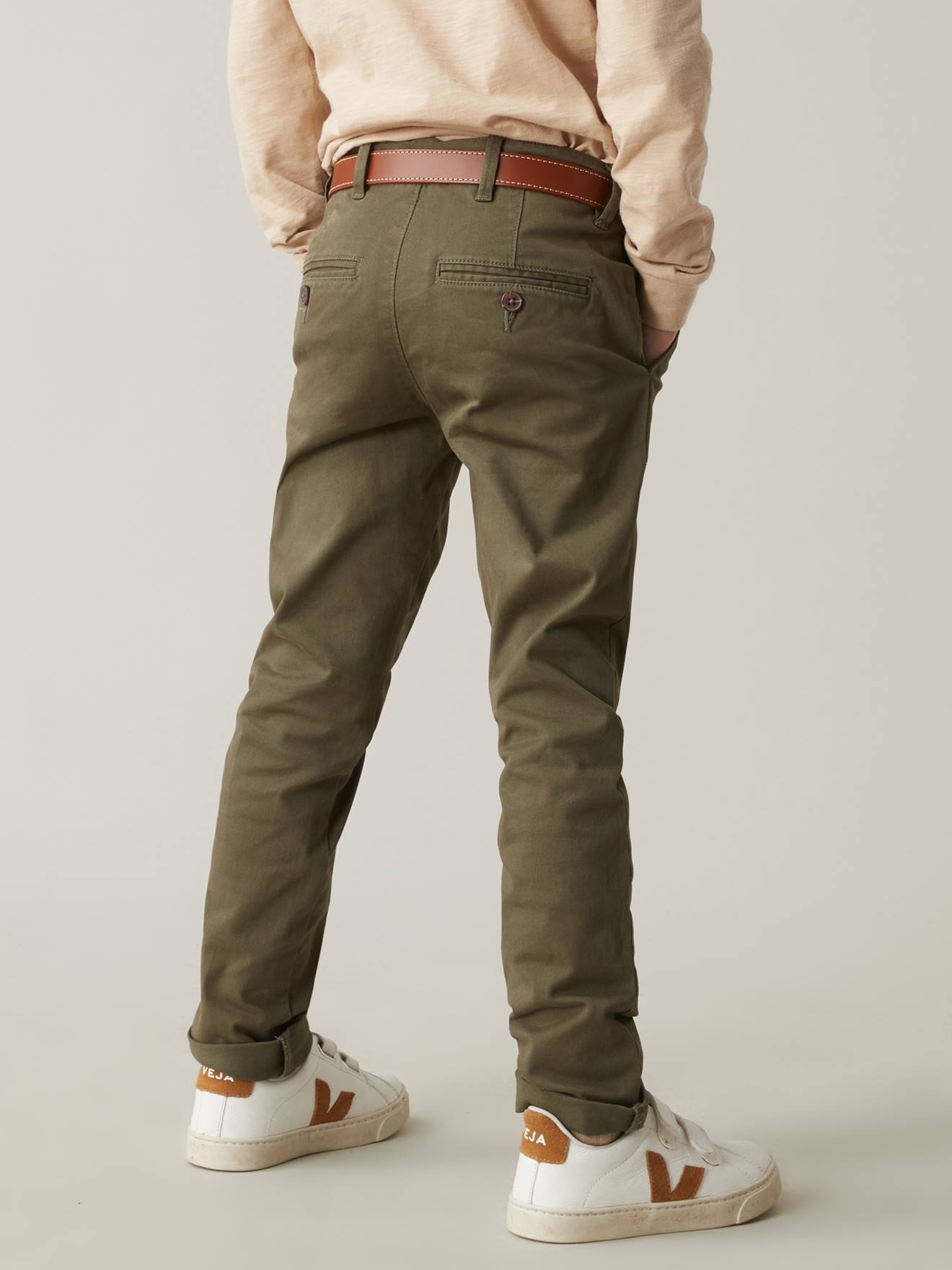 Calças estilo chino para meninos