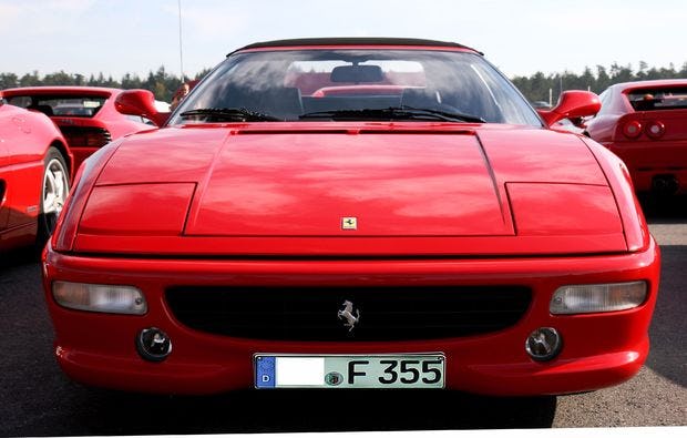Ferrari selber fahren in Bad Zwischenahn als Geschenk|mydays