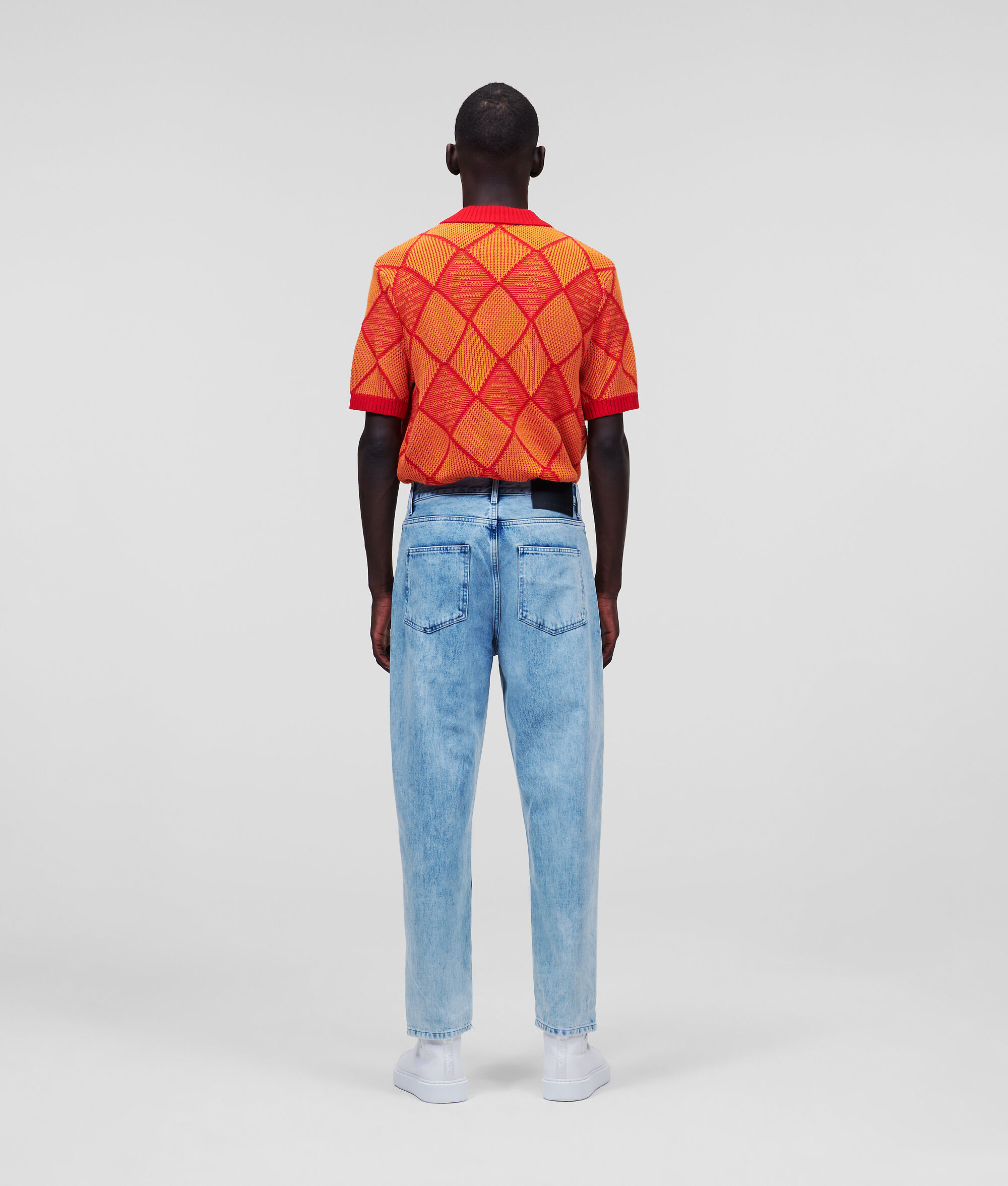 JEAN COUPE AMPLE AVEC LOGO KARL