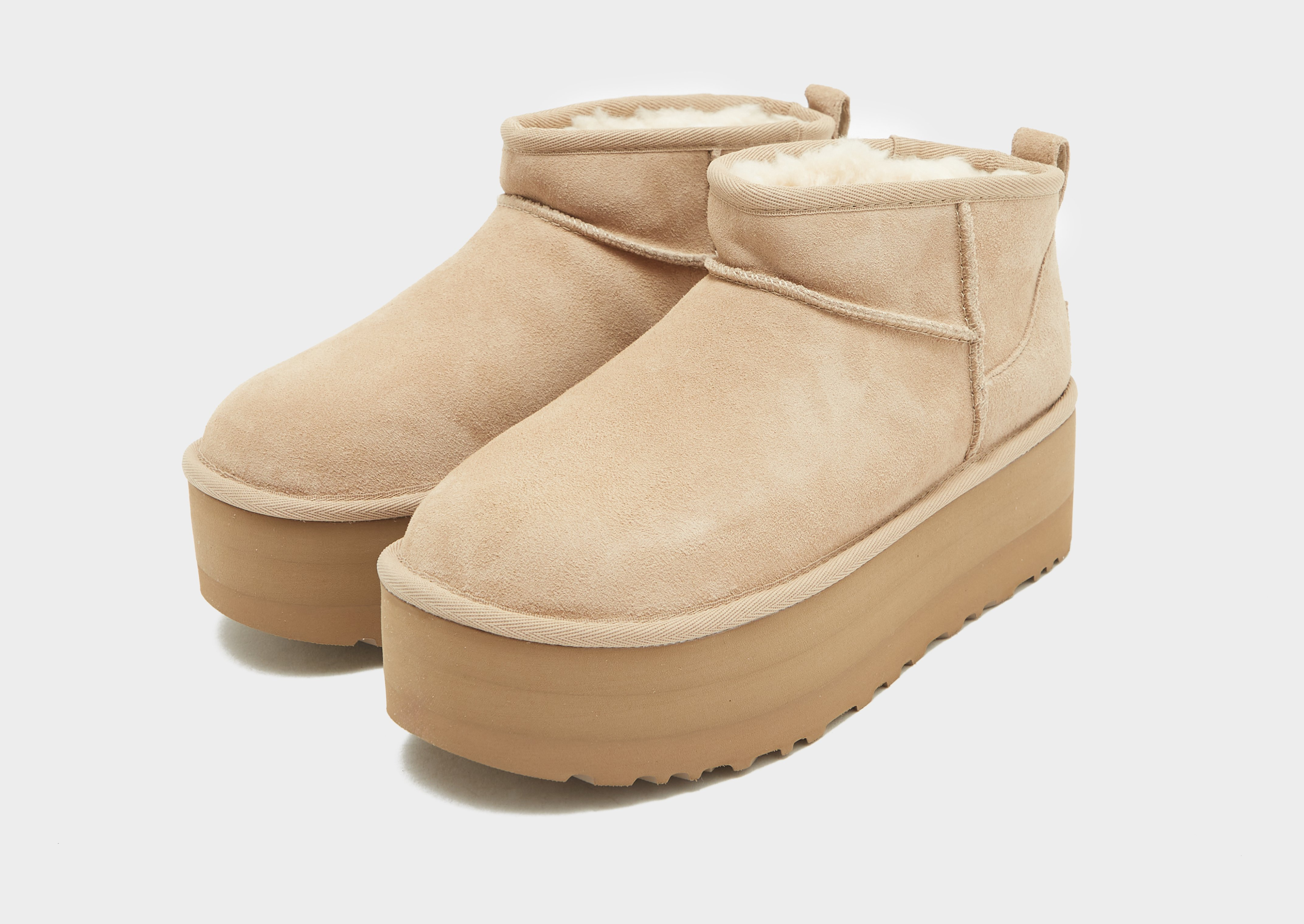 UGG Classic Ultra Mini Platform Boots Femme