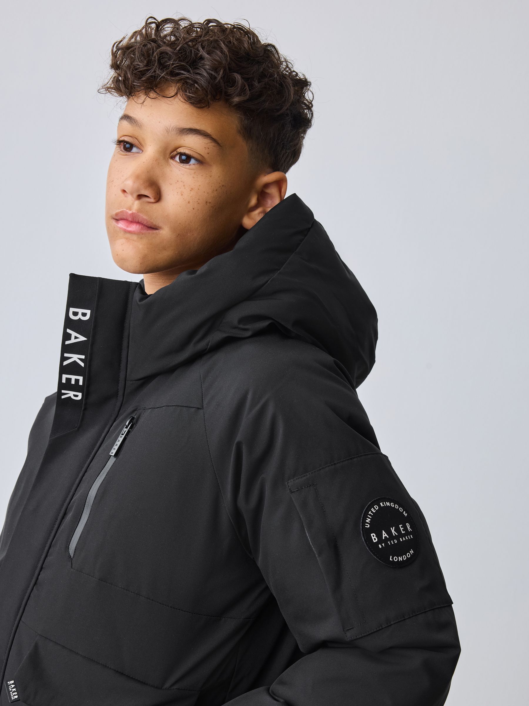 Baker by Ted Baker - Regenbestendige gewatteerde zwarte bomberjas
