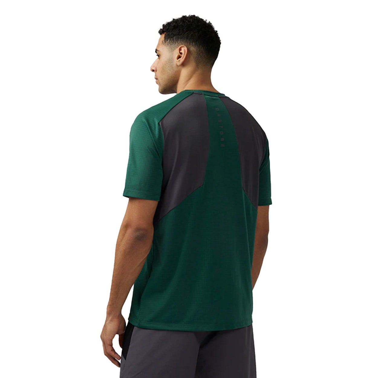 Castore  Aeromesh T-Shirt