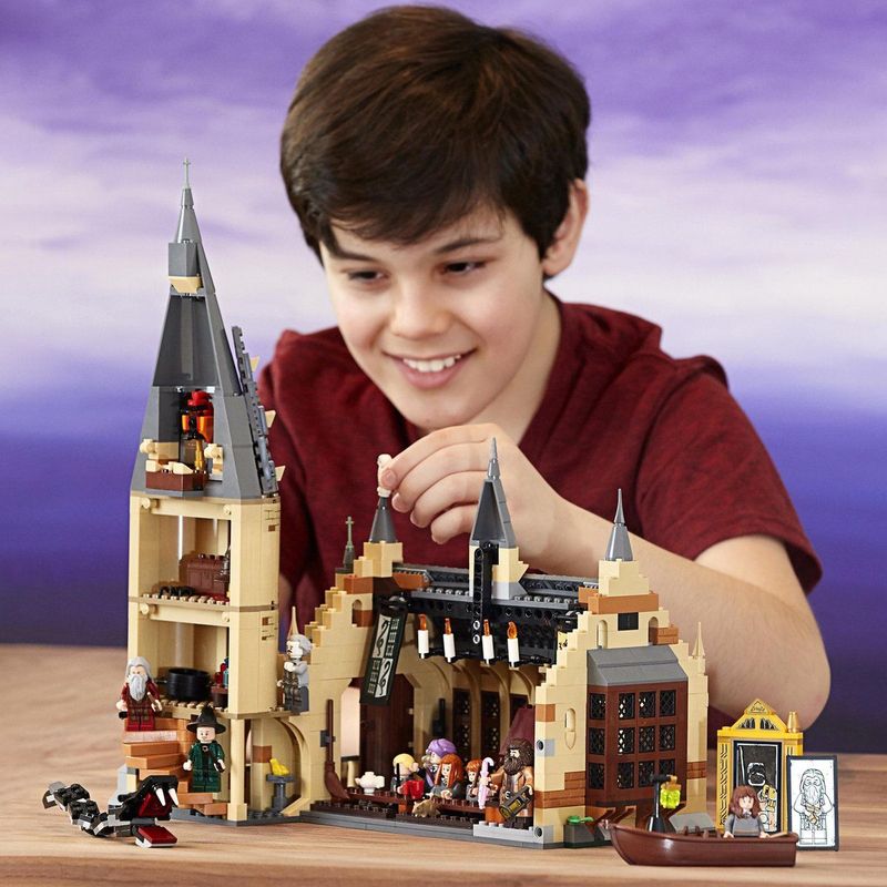 LEGO Harry Potter De Grote Zaal van Zweinstein - 75954