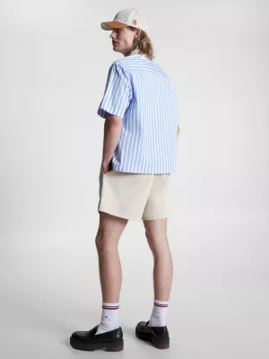 Camisa Crest com gola cubana e modelagem relaxada