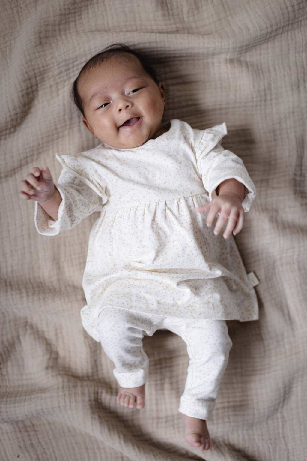 LEVV baby gebloemde regular fit broek LNURANOS ecru/zand
