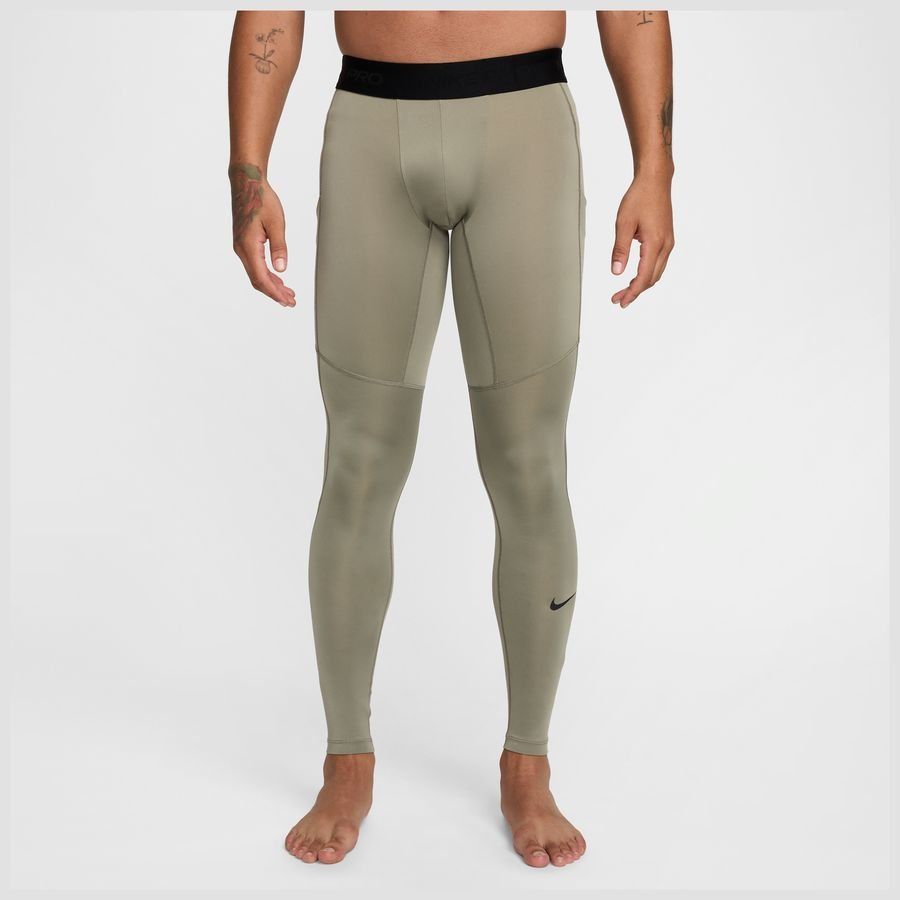 Nike Pro