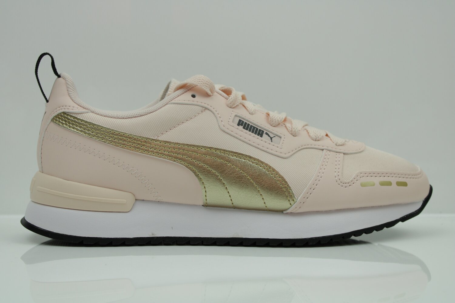 PUMA Sneaker