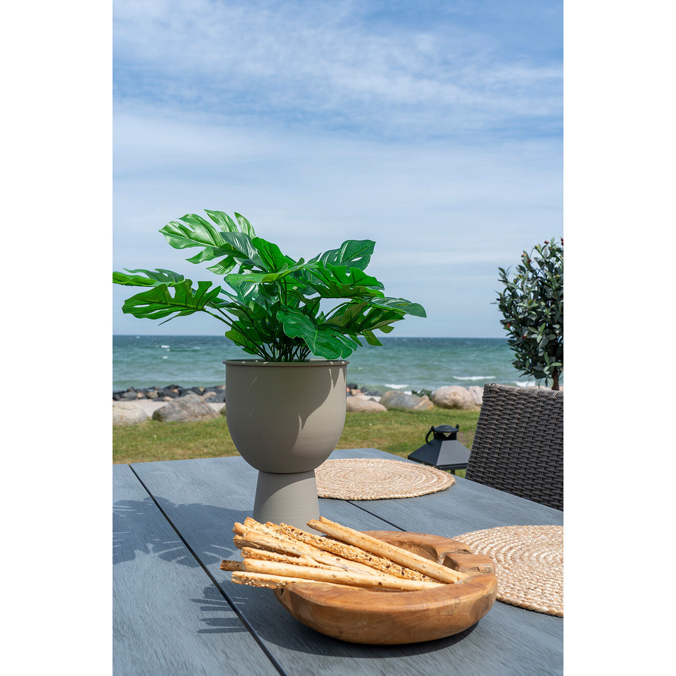 House Nordic Pot de fleurs en acier Amalfi sable - 19x19x27 cm