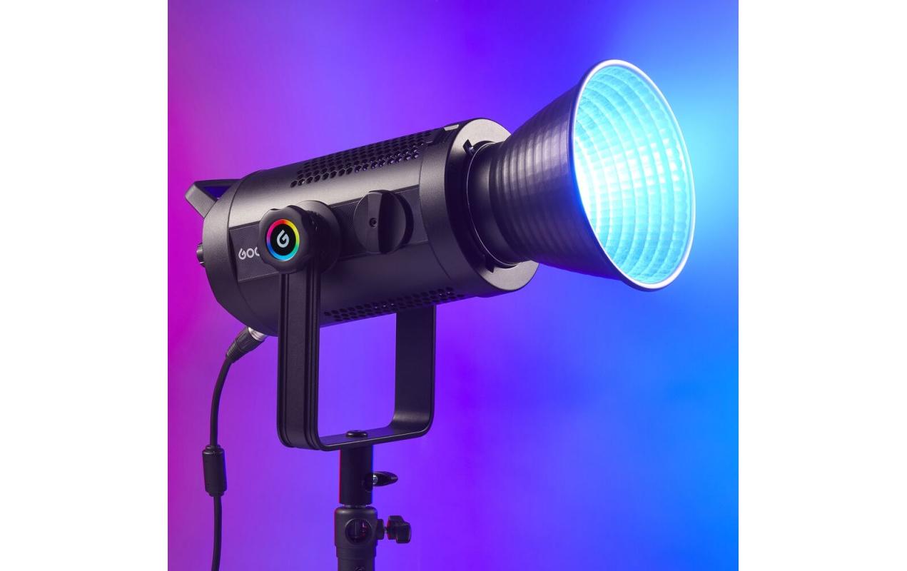 SZ150R RGB LED Licht Bi-Color Zoombar<br>Leistungsstarke RGB- und Bi-Color-LED-Videoleuchte mit Zoomfunktion
