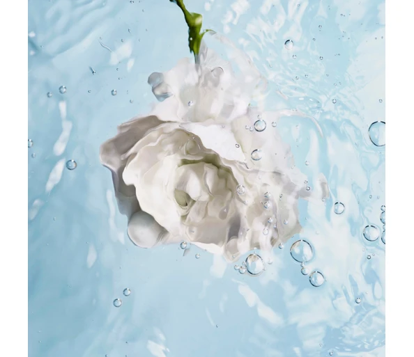 CHANEL HYDRA BEAUTY MICRO LIQUID ESSENCE Hydratant énergisant unifiant