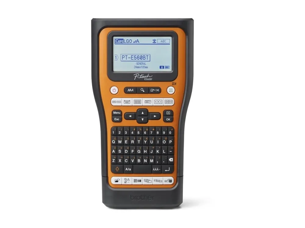 Brother P-Touch PT-E560BTSP - Etikettemaskine - S/H - termo transfer - Rulle (2,4 cm) - 180 dpi - op til 30 mm/sek. - USB 3.0, Bluetooth 5.0 - skærer - spejltryk, Full & Half Cut Function, printforhåndsvisning - sort og orange