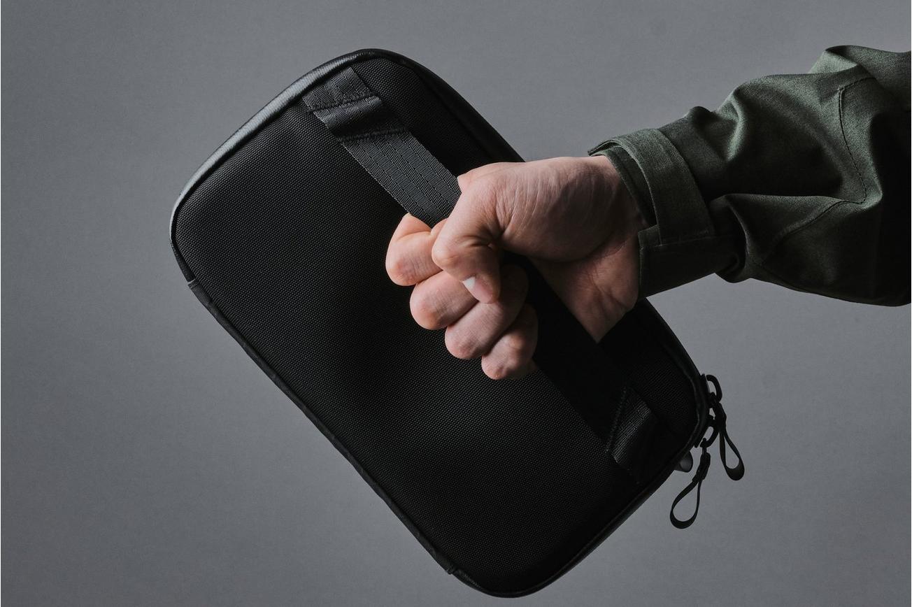 Alpaka Gear Elements Tech Case Mini AD010210506 Olive Green X-Pac VX42, tech-organizer en crossbodytas