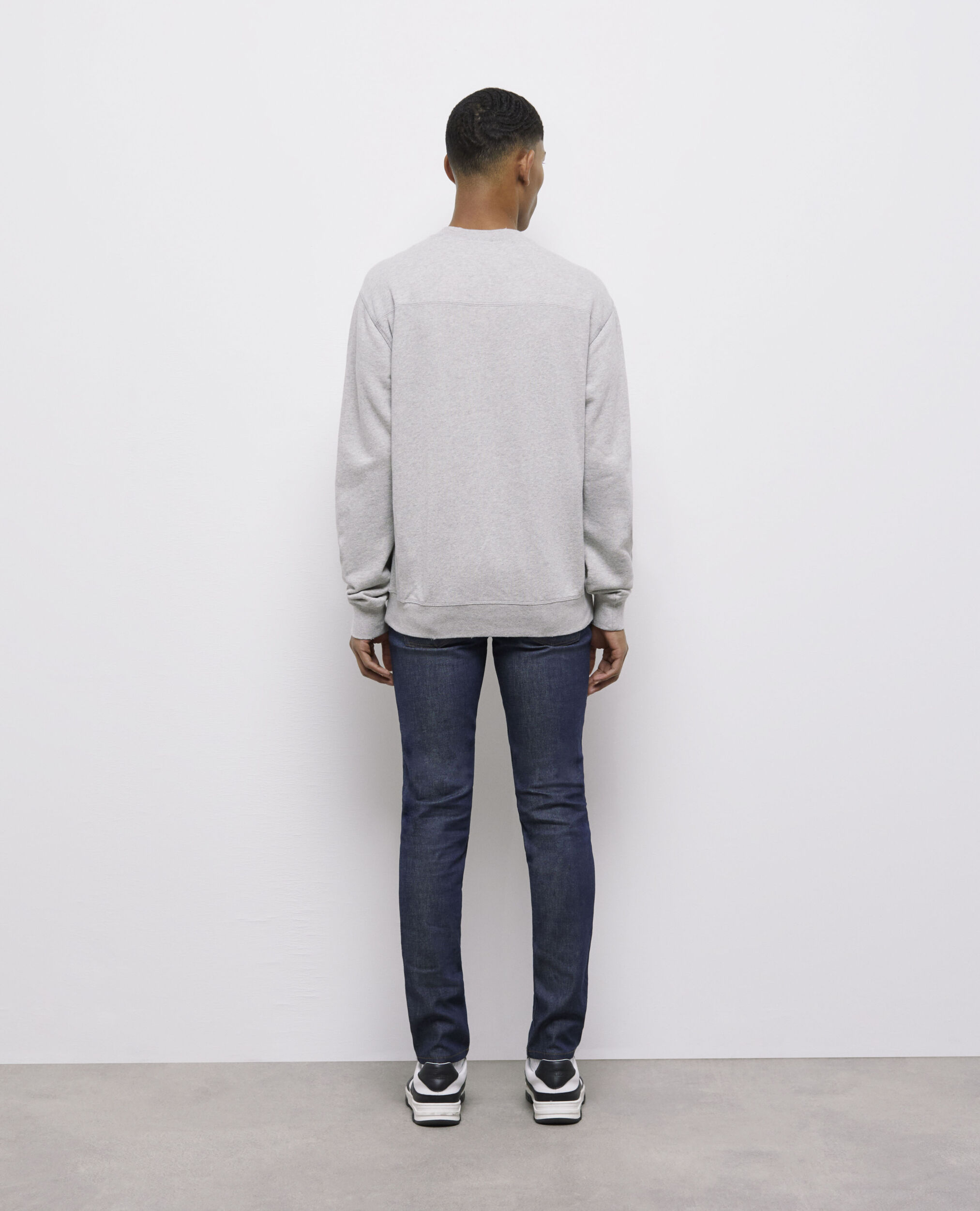 Sweatshirt gris clair avec logo