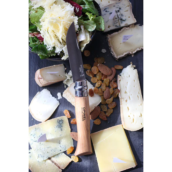 Couteau pliant tradition N°8 Inox 8,5 cm manche en hêtre Opinel