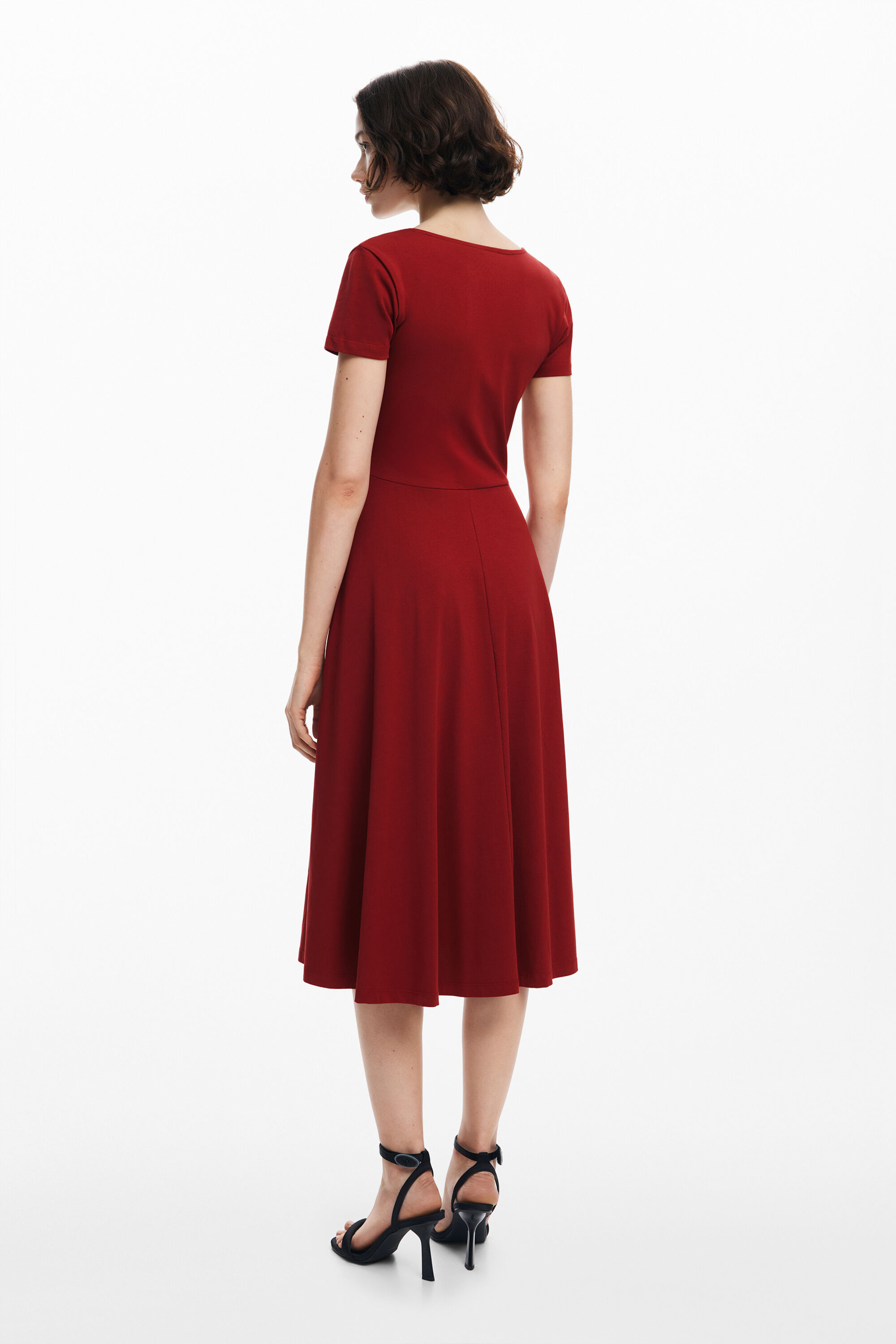 vestido midi borboleta
