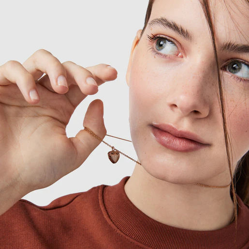 Colar Areia com banho de ouro rosa 18k sobre prata e pérolas.