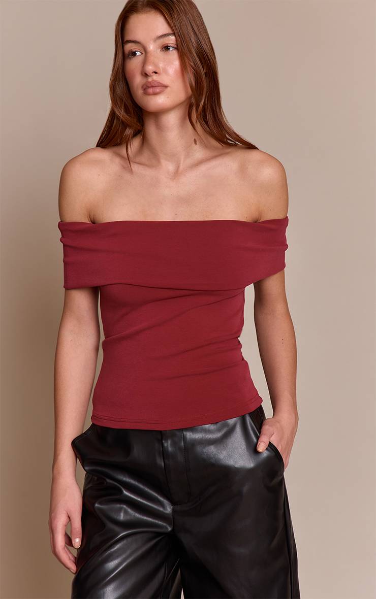 Rouge Haut Asymétrique À Épaule Dénudée Toucher Doux Premium